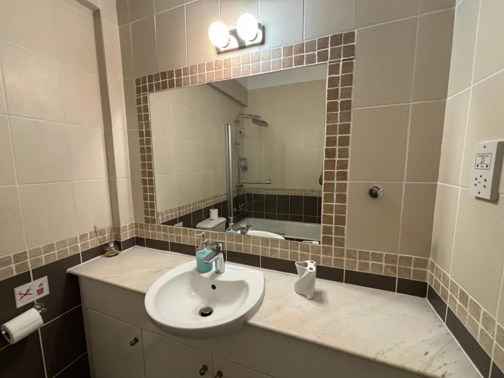 Cozy Apartment In Paphos Beautiful Complex 外观 照片